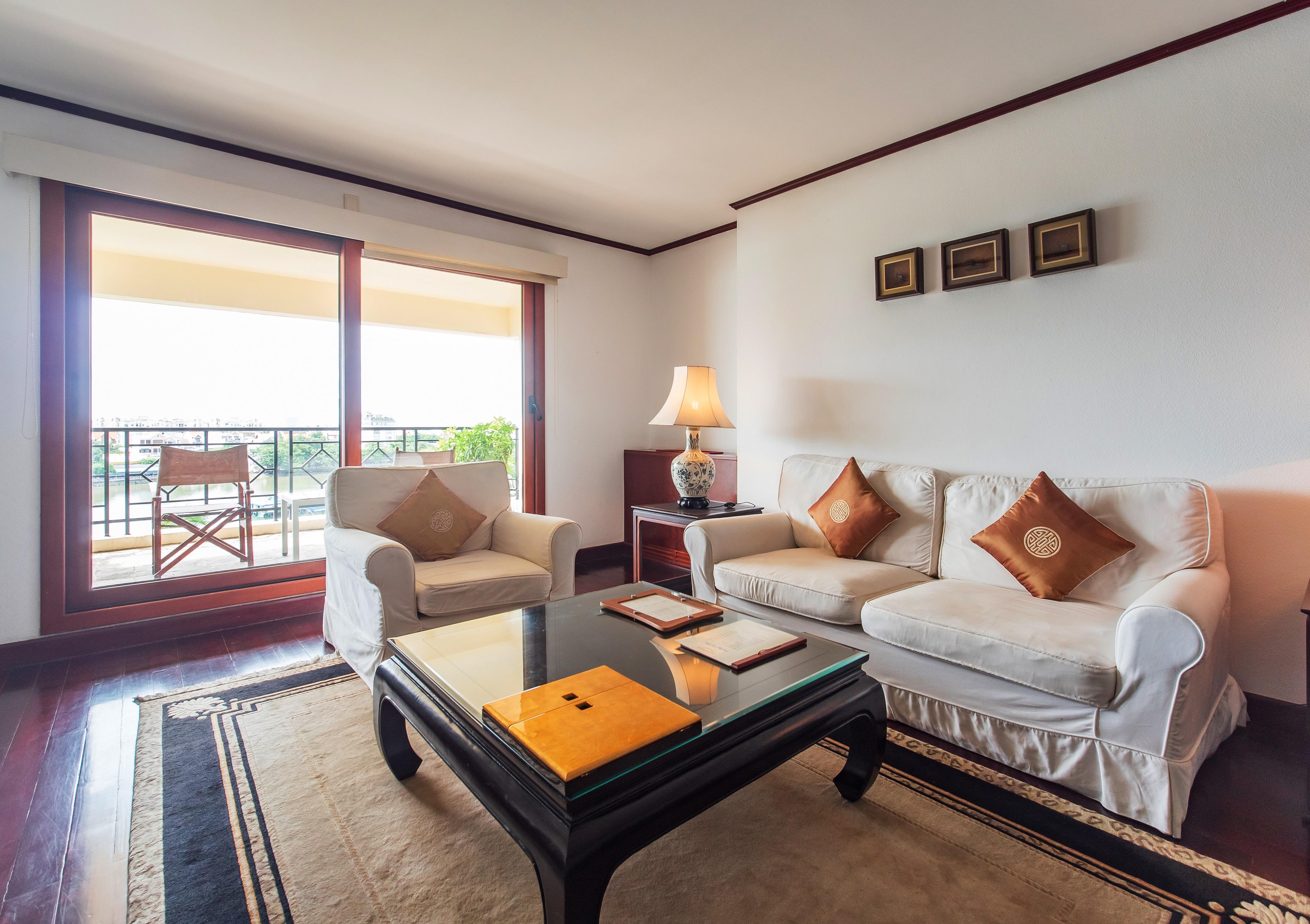 Saigon Domaine Luxury Residences Ho Chi Minh City Exterior photo